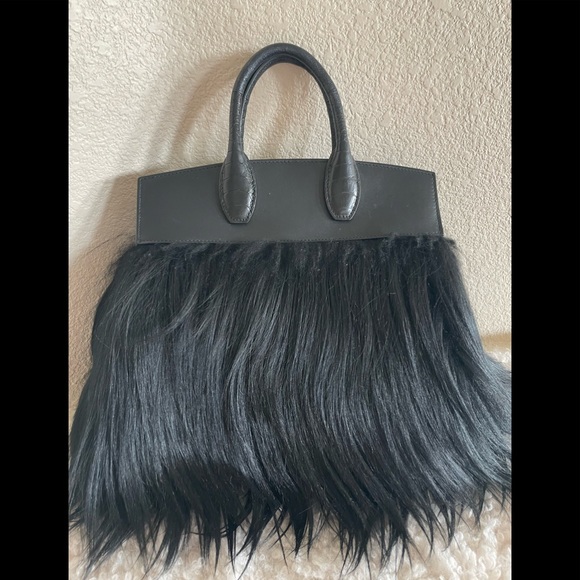 Limited Edition Ferragamo Studio Bag - Picture 3 of 7